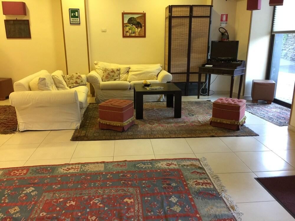 Hotel Milomax Dış mekan fotoğraf
