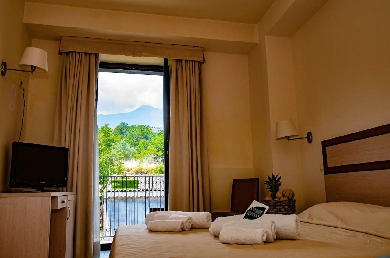 Hotel Milomax Dış mekan fotoğraf